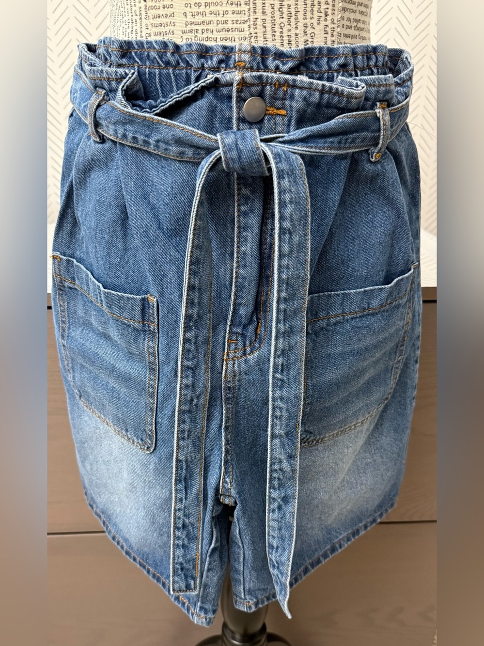 Women’s Böhme Shorts Denim Paper Bag Waist w/ Tie Bermuda Shorts 4 Pockets M